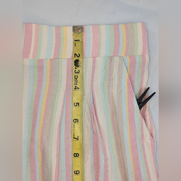 Like New! Torrid Multicolor Striped Challis Shorts - Picture 4 of 9